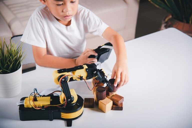 Best Robot Toys for Kids: Top Picks for 2024